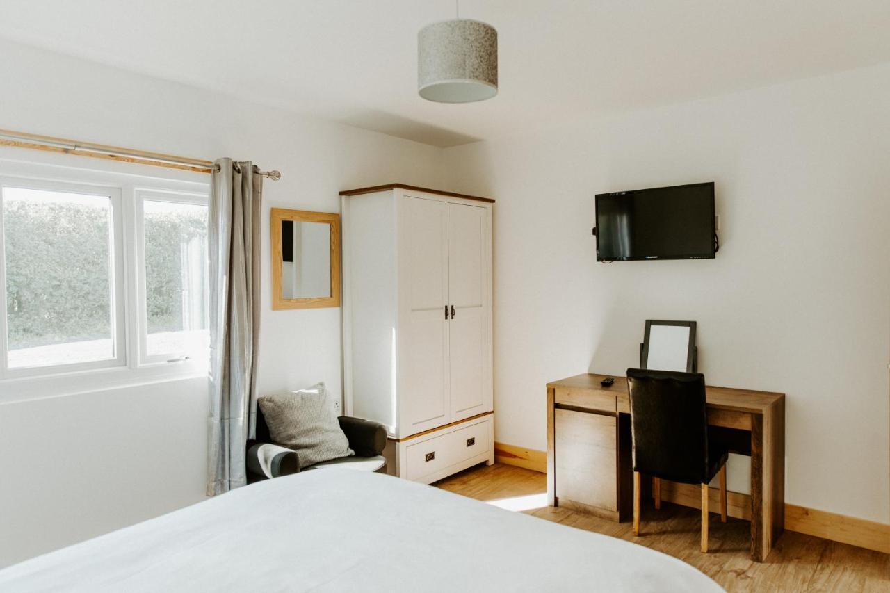 King Richard'S Luxury Lodge - Sleeps Up To 8 ,Dog Friendly ,Near Sherwood Forest At Fairview Farm In Nottingham Set In 88 Acres And Great For Groups,Family Gatherings,Corporate Events Luaran gambar