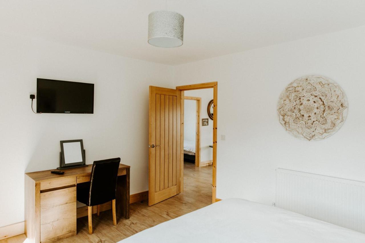 King Richard'S Luxury Lodge - Sleeps Up To 8 ,Dog Friendly ,Near Sherwood Forest At Fairview Farm In Nottingham Set In 88 Acres And Great For Groups,Family Gatherings,Corporate Events Luaran gambar